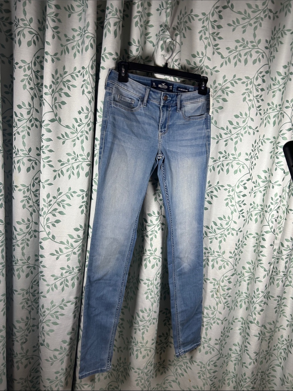 Hollister Light Wash Women's Skinny Jeans